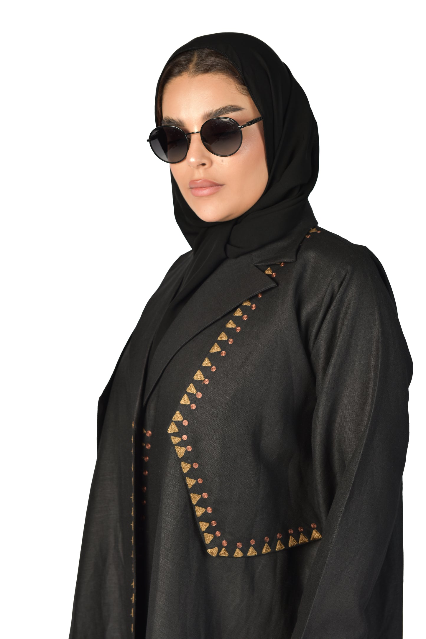عباية لنن لون اسود يومية