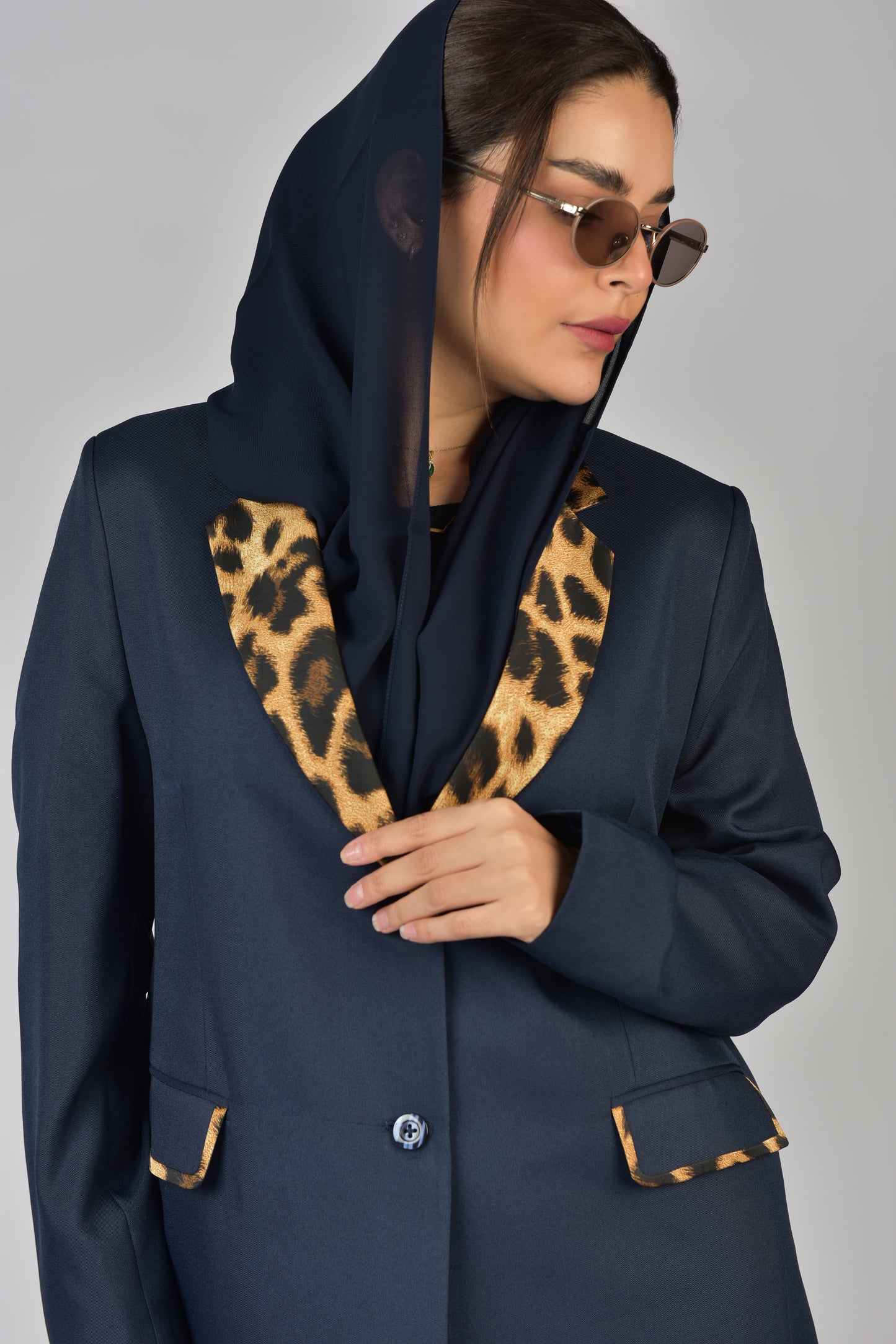 بليزر كريب لون كحلي