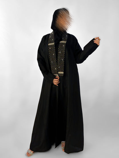 عبايه من اللنن الطبيعي باللون الاسود